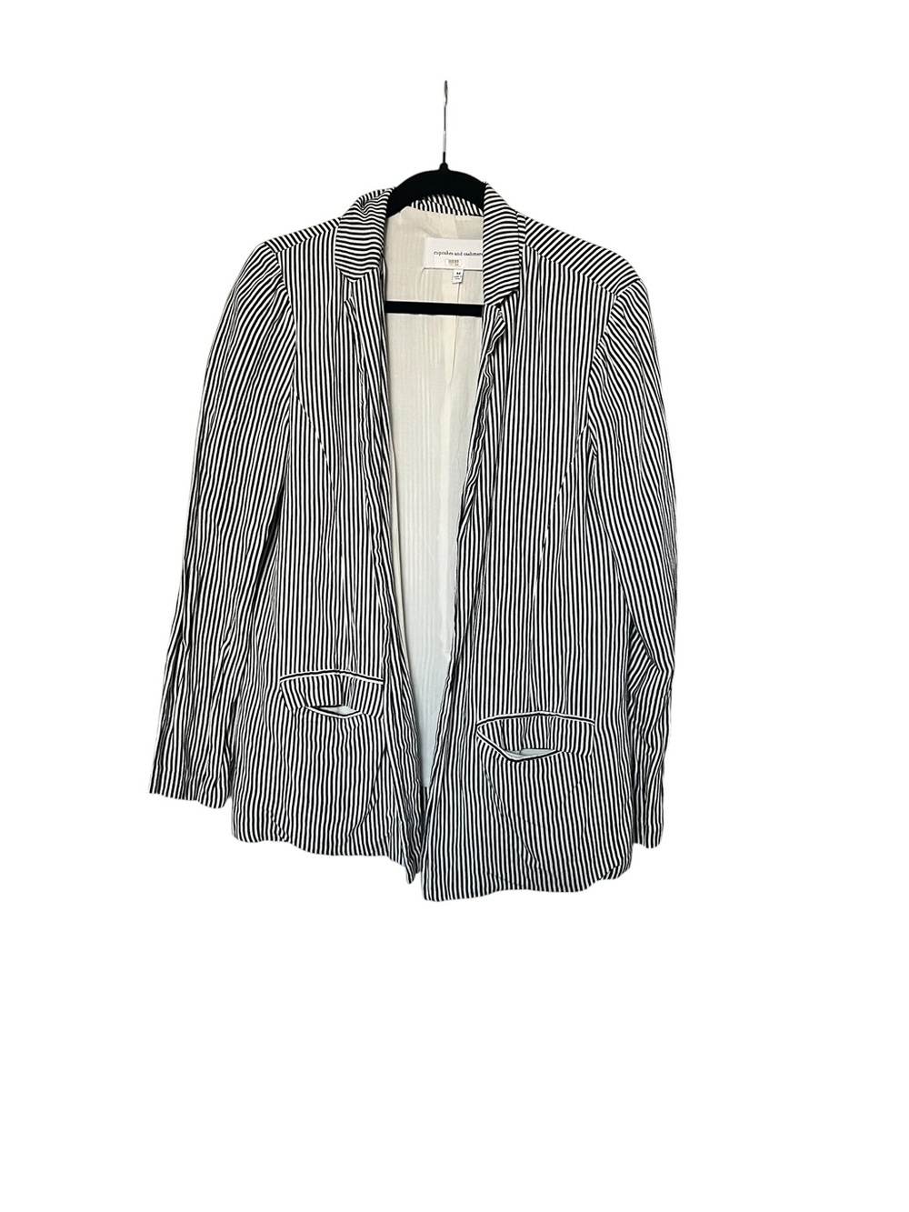 CUPCAKES AND CASHMERE Stripped Blazer